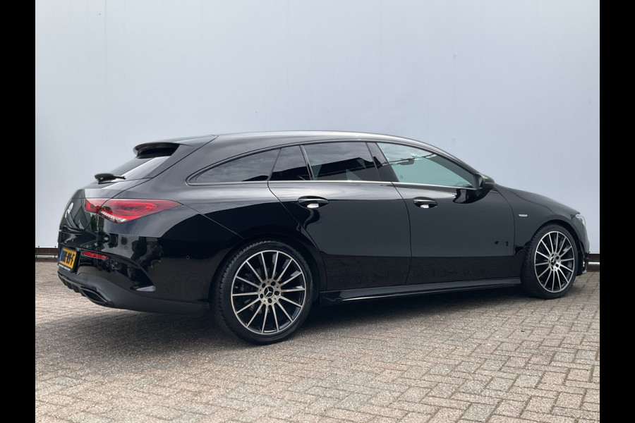 Mercedes-Benz CLA-Klasse Shooting Brake 200 Premium Plus AMG Pano Carplay Stoelverw Uitstraling!