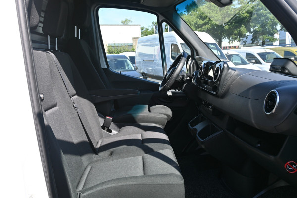 Mercedes-Benz Sprinter 317 CDI L2H2 Pro Geveerde stoel, Navigatie met camera