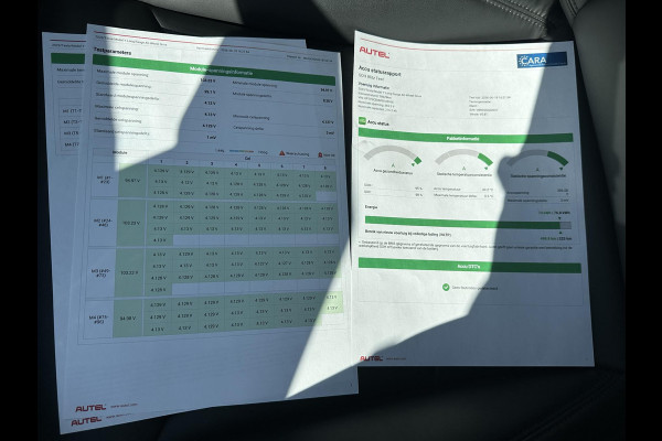 Tesla Model Y Long Range Dual AWD VAN: 39.900,- VOOR: 36.770,- UW WKVOORDEEL: 3.130,- | SOH 95% | AFNEEMBARE TREKHAAK|  RIJKLAAR GELEVERD | 12 MND BOVAG GARANTIE | TESLA GARANTIE ACCU + AANDRIJFLIJN T/M 08-2031/ 192.000KM|