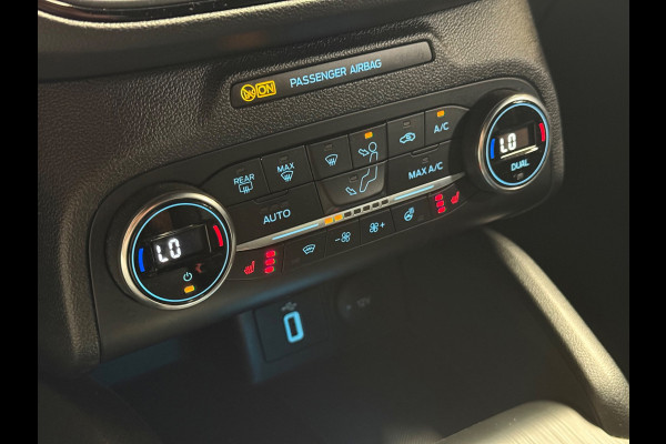 Ford FOCUS Wagon 1.5 EcoBoost ST Line Business | HUD | Stoelverwarming | Camera | B&O | Led