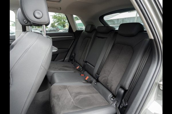 Audi Q3 35 TFSI S Line Pro Line | Pano | Camera | 20'' |