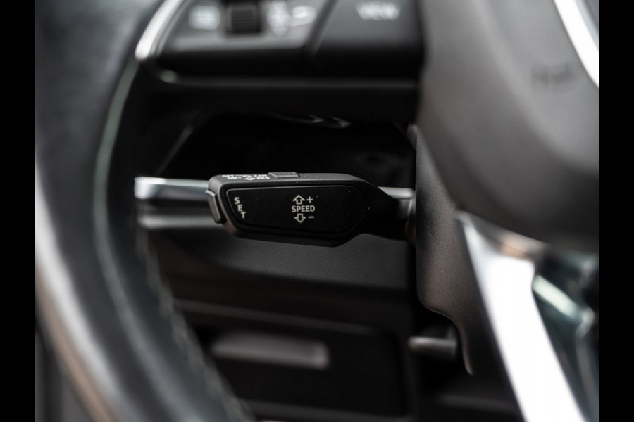 Audi Q3 35 TFSI S Line Pro Line | Pano | Camera | 20'' |