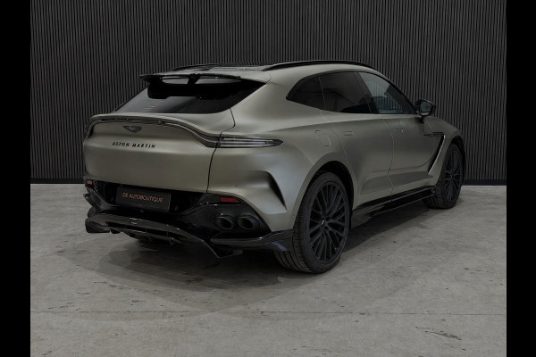 Aston Martin Dbx 4.0 V8 707 / Fabrieksgarantie tot 26.10.2026 / Matt groen / 360 Camera / Carbon delen