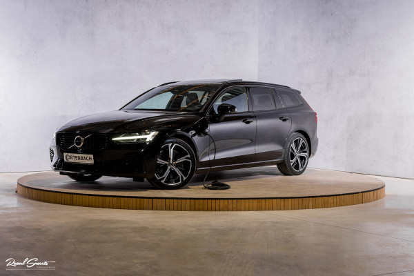 Volvo V60 2.0 T8 Plug-in hybrid AWD Ultimate Dark Long Range | Panorama dak | Harman Kardon | Adaptieve cruise | Blis | Memory |