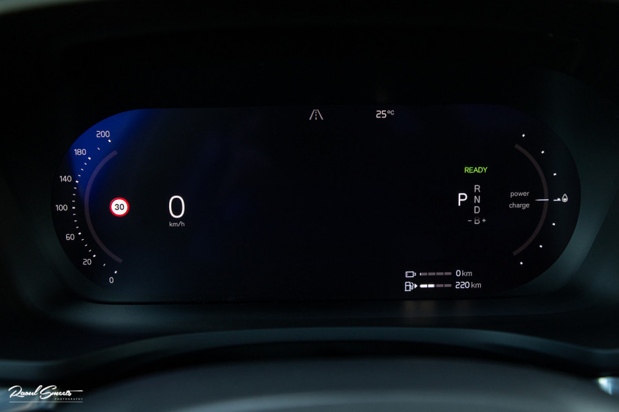 Volvo V60 2.0 T8 Plug-in hybrid AWD Ultimate Dark Long Range | Panorama dak | Harman Kardon | Adaptieve cruise | Blis | Memory |