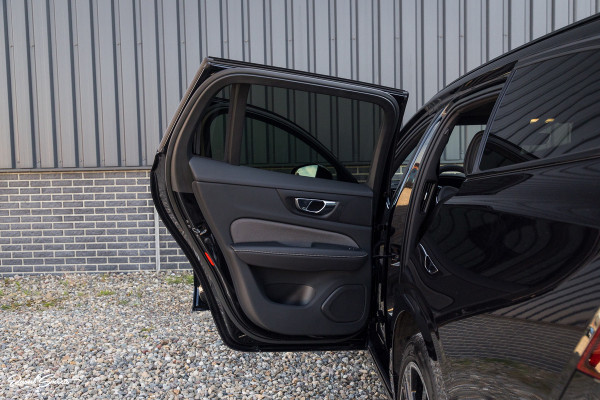 Volvo V60 2.0 T8 Plug-in hybrid AWD Ultimate Dark Long Range | Panorama dak | Harman Kardon | Adaptieve cruise | Blis | Memory |
