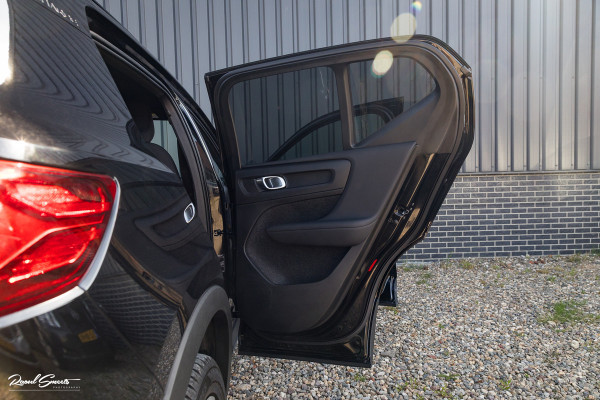 Volvo XC40 Recharge Twin Plus 82 kWh Extended Range | Adaptieve cruise | Blis | Metallic | Full LED |