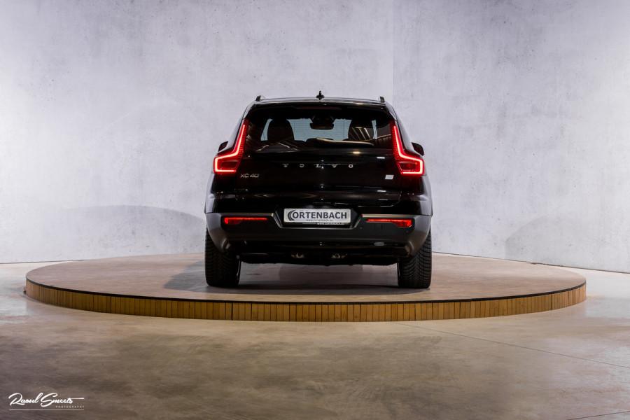 Volvo XC40 Recharge Twin Plus 82 kWh Extended Range | Adaptieve cruise | Blis | Metallic | Full LED |