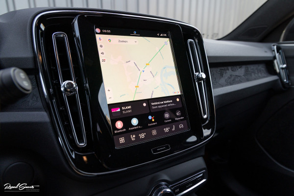Volvo XC40 Recharge Twin Plus 82 kWh Extended Range | Adaptieve cruise | Blis | Metallic | Full LED |