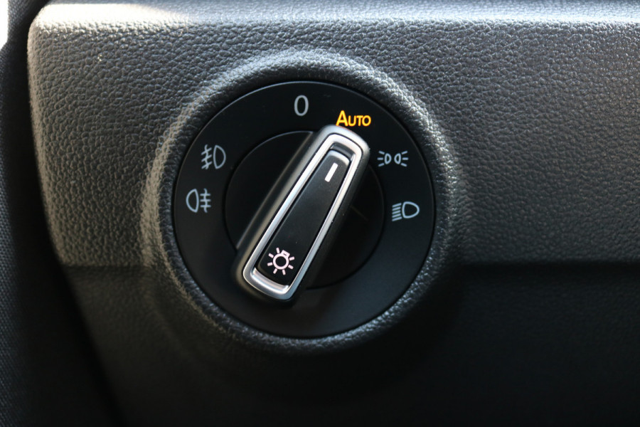 Volkswagen T-Roc 1.5 TSI Sport Autom Virtuel cockpit Xenon Navi Camera Bj:2021