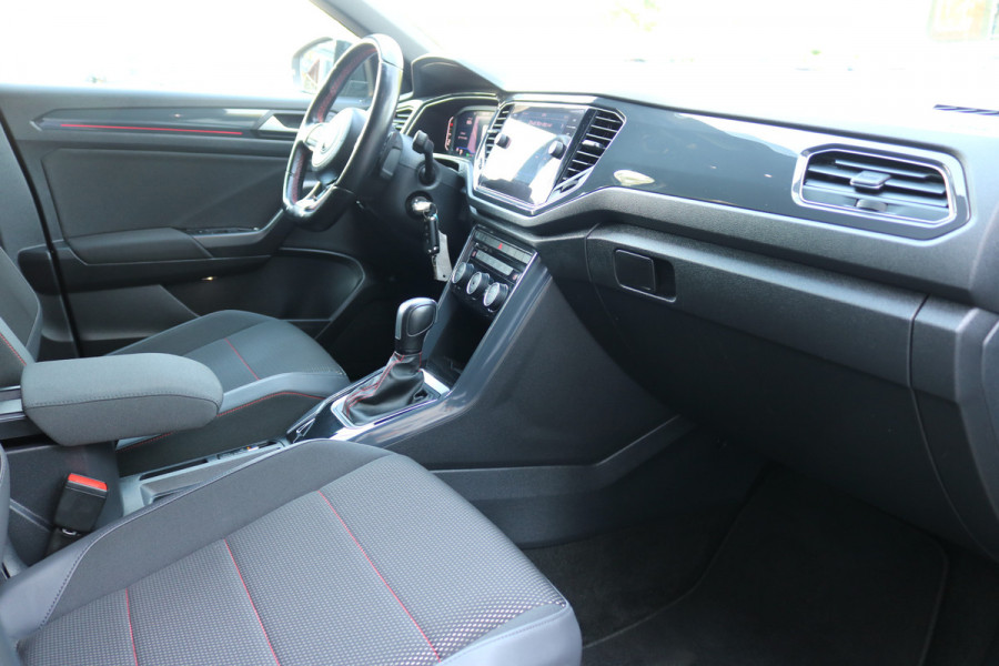 Volkswagen T-Roc 1.5 TSI Sport Autom Virtuel cockpit Xenon Navi Camera Bj:2021