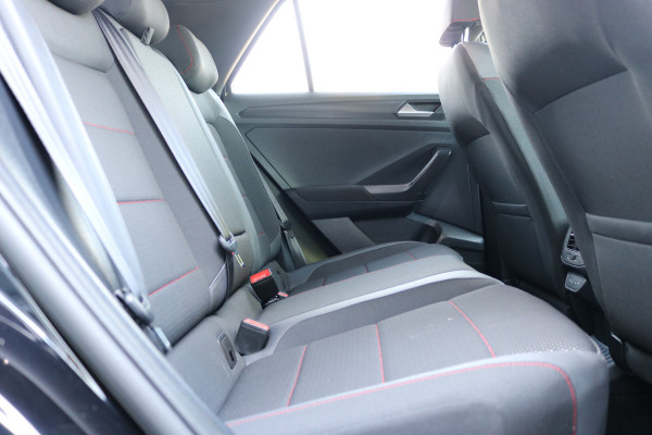 Volkswagen T-Roc 1.5 TSI Sport Autom Virtuel cockpit Xenon Navi Camera Bj:2021