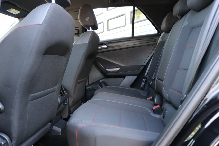 Volkswagen T-Roc 1.5 TSI Sport Autom Virtuel cockpit Xenon Navi Camera Bj:2021