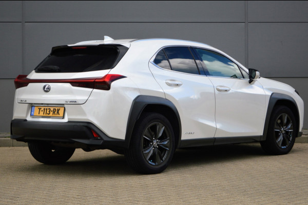 Lexus UX 250h Executive Line