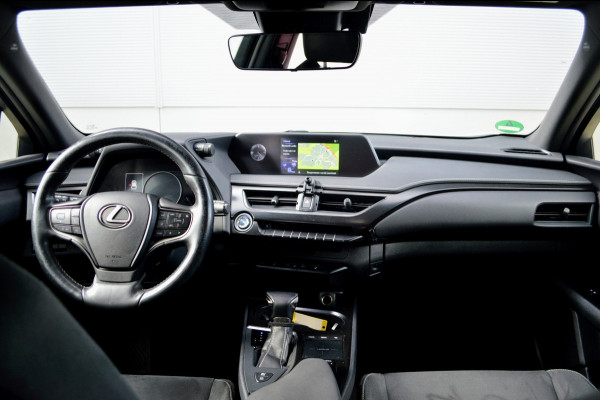 Lexus UX 250h Executive Line