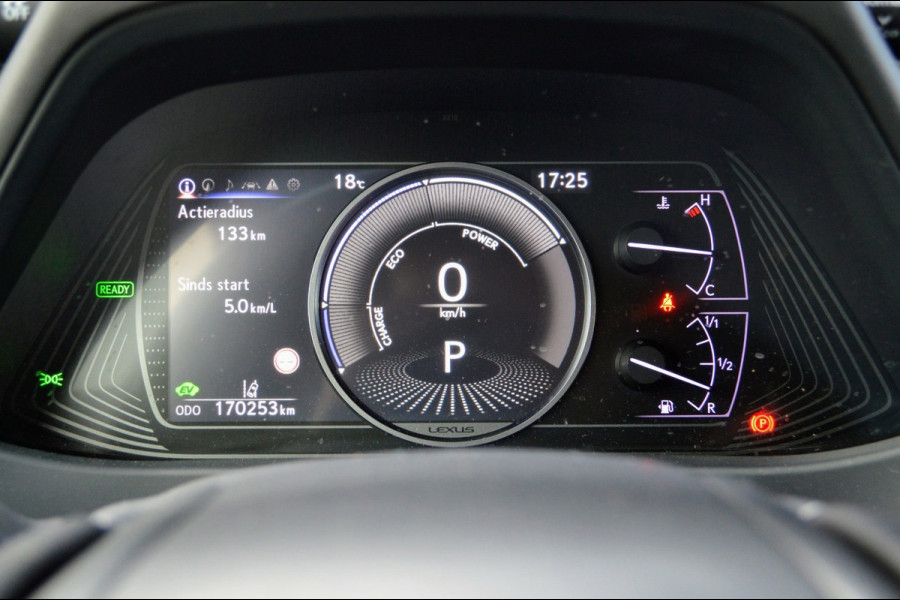 Lexus UX 250h Executive Line