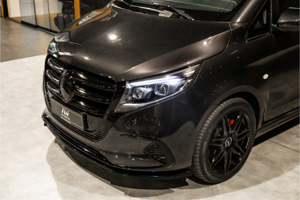 Mercedes-Benz Vito 119 CDI DC L3 XL | AMG | L+R Schuifdeur | Dubbel cabine | 5-Zitter | Navigatie | CarPlay | Camera | Lederen bekleding | Stoelver | 2500 kg trekgewicht | Trekhaak | Multibeam Led | PDC V+A