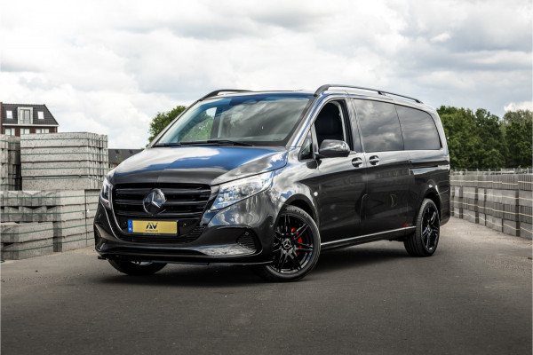 Mercedes-Benz Vito 119 CDI DC L3 XL | AMG | L+R Schuifdeur | Dubbel cabine | 5-Zitter | Navigatie | CarPlay | Camera | Lederen bekleding | Stoelver | 2500 kg trekgewicht | Trekhaak | Multibeam Led | PDC V+A