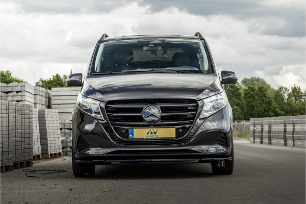 Mercedes-Benz Vito 119 CDI DC L3 XL | AMG | L+R Schuifdeur | Dubbel cabine | 5-Zitter | Navigatie | CarPlay | Camera | Lederen bekleding | Stoelver | 2500 kg trekgewicht | Trekhaak | Multibeam Led | PDC V+A