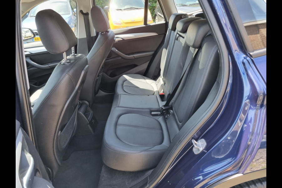 BMW X1 sDrive18i Executive ✅TREKHAAK ✅NIEUWE KOPPELING