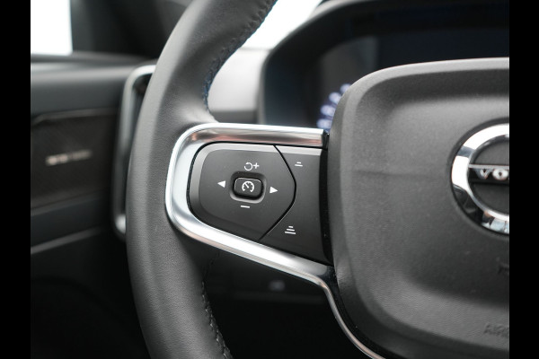 Volvo XC40 Recharge Ultimate 69 kWh 231pk Dealer O.H. | Panodak | Adaptive Cruise | Warmtepomp | 360 Camera | Harman / Kardon | Alcantara Sportstoelen Memory & Verwarmd | Stuur Verwarmd | Keyless | Blis | Apple Carplay | Google Assistent |
