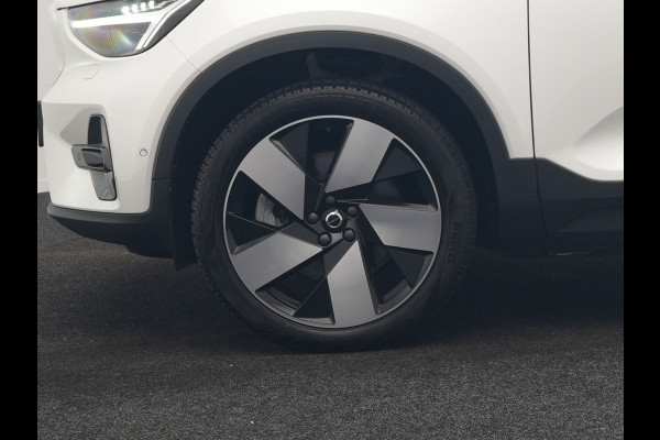 Volvo XC40 Recharge Ultimate 69 kWh 231pk Dealer O.H. | Panodak | Adaptive Cruise | Warmtepomp | 360 Camera | Harman / Kardon | Alcantara Sportstoelen Memory & Verwarmd | Stuur Verwarmd | Keyless | Blis | Apple Carplay | Google Assistent |