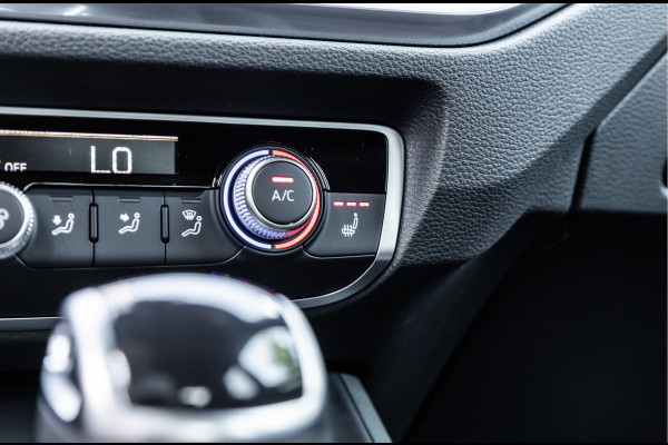 Audi Q3 45 TFSI e 245 PK S edition | 360 Camera | ACC | S-Line | Magnetic Ride | Matrix verlichting | CarPlay | Navigatie | Trekhaak | Inc 21% BTW | Black Style | Stuur- en stoelverwarming | Nieuwe APK | Garantie | Dealer onderhouden