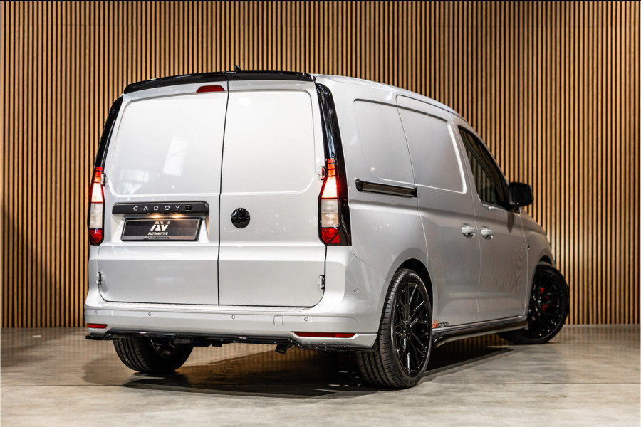 Volkswagen Caddy Cargo 2.0 TDI DSG | L+R Schuifdeur | ACC | Side Assist | Lane Assist | Virtual Cockpit | Camera | CarPlay | Stoelverwarming | LED Koplampen | Sidebars | Spoilerkit | DAB | Fabrieksgarantie | Facelift model | BPM Vrij