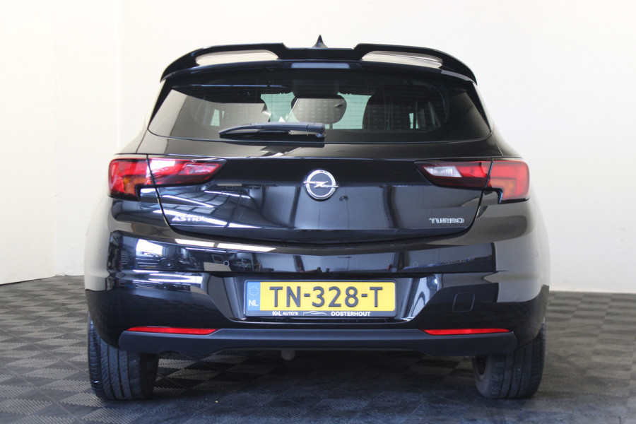 Opel Astra 1.4 Black Edition