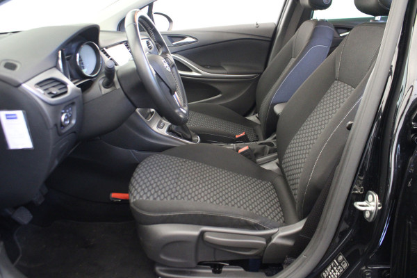 Opel Astra 1.4 Black Edition