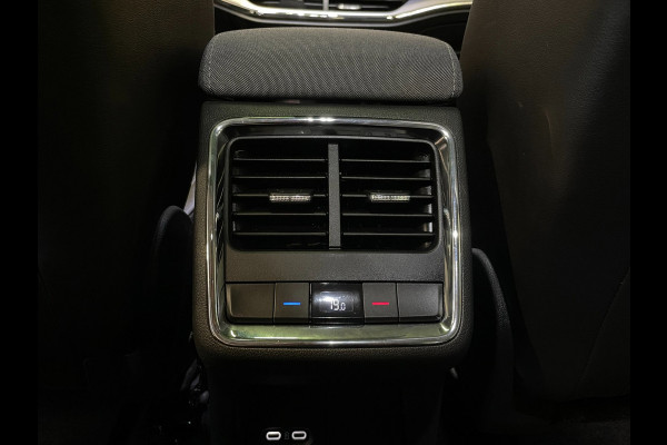 Škoda ENYAQ iV 60|89% SOH|1/2 LEDER|PANO|ACC|ELEK.INTERIEUR|STOEL+STUURVERW|CAMERA|CARPLAY|NAVIGATIE|NAP|INCLUSIEF BTW|1e EIGENAAR