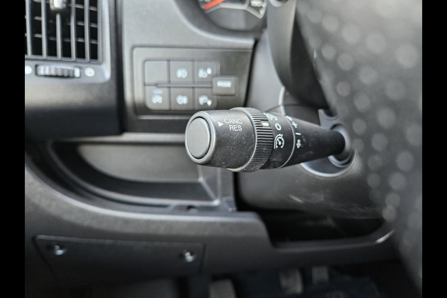 Fiat Ducato 30 2.2 MultiJet L2H2 Trekhaak! Camera! Carplay! Dealer Onderhouden! Airco/Clima! Cruise Control!