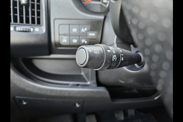 Fiat Ducato 30 2.2 MultiJet L2H2 Trekhaak! Camera! Carplay! Dealer Onderhouden! Airco/Clima! Cruise Control!