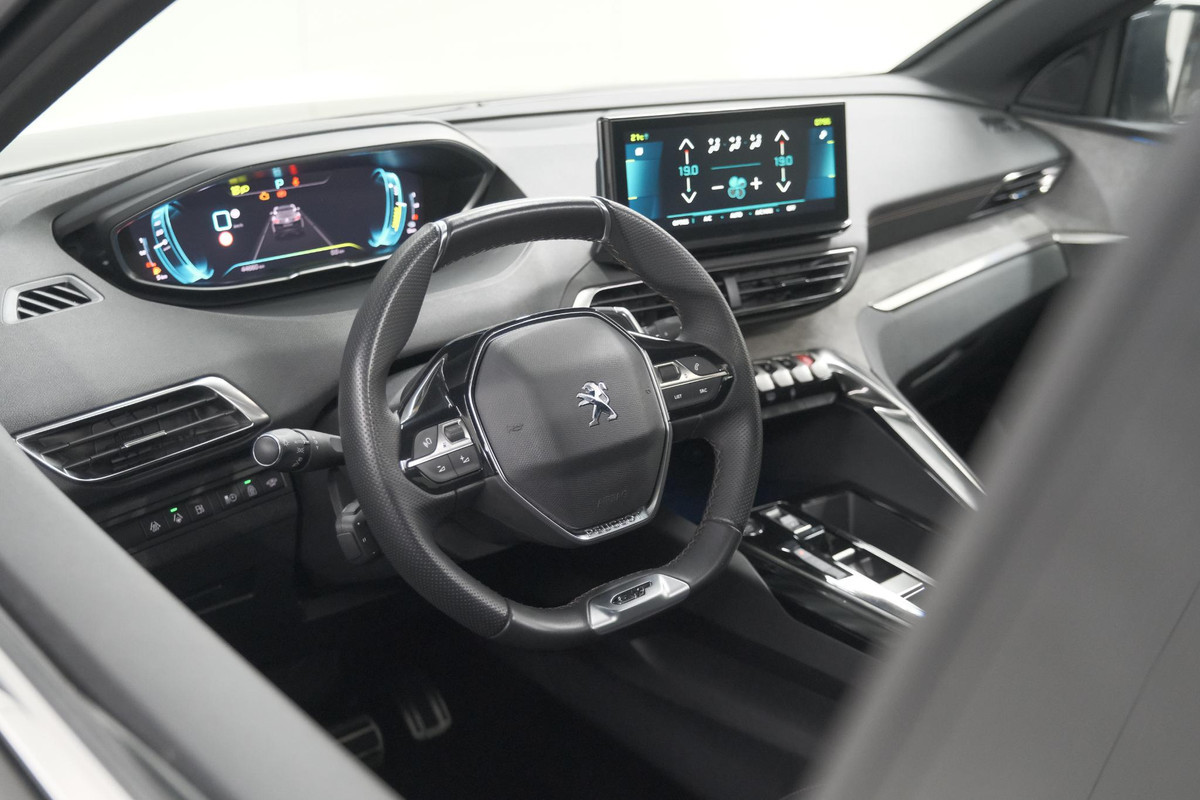 Peugeot 3008 1.6 HYbrid 225 GT | Panoramadak | Adaptieve Cruise Control | Dodehoekdetectie | Camera
