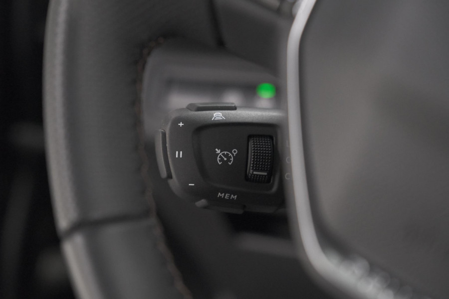 Peugeot 3008 1.6 HYbrid 225 GT | Panoramadak | Adaptieve Cruise Control | Dodehoekdetectie | Camera