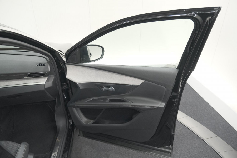 Peugeot 3008 1.6 HYbrid 225 GT | Panoramadak | Adaptieve Cruise Control | Dodehoekdetectie | Camera