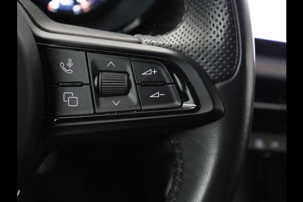 Alfa Romeo Tonale 1.3T PHEV Veloce 280PK Aut. Half Leder | Navi | DAB | Camera | Virtual Display | Navi | Carplay | Trekhaak | Climate Control | Stoelverwarming | Stuurverwarming