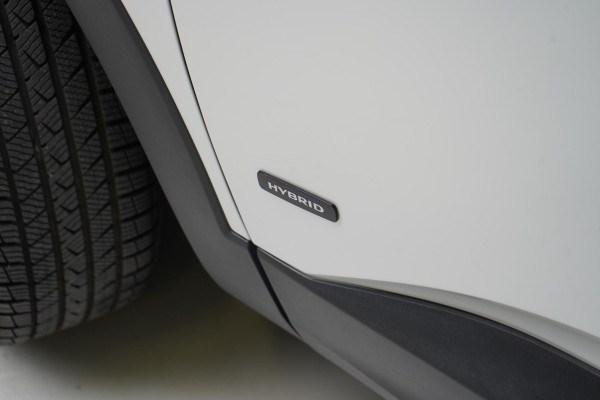 Opel Grandland X 1.6 Turbo Hybrid Business Elegance | Blind-Spot | 360 camera | Stoelverwarming | Sportstoelen | Trekhaak | Carplay