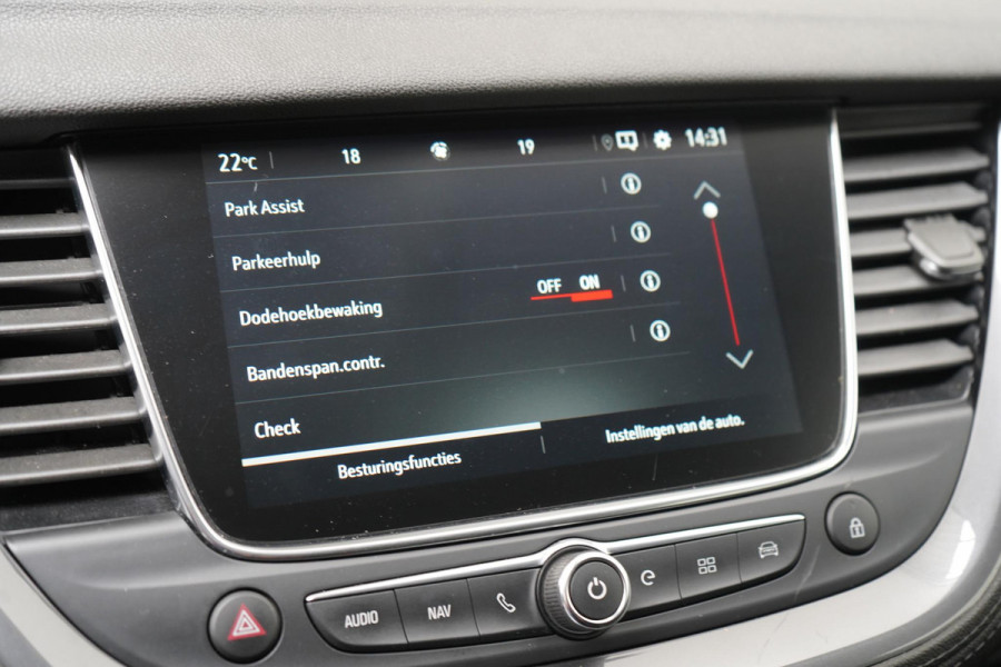 Opel Grandland X 1.6 Turbo Hybrid Business Elegance | Blind-Spot | 360 camera | Stoelverwarming | Sportstoelen | Trekhaak | Carplay