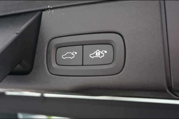 Volvo XC60 350PK T6 AWD CORE PHEV | PANO | SUPER LUXE | CLIMATEPACK