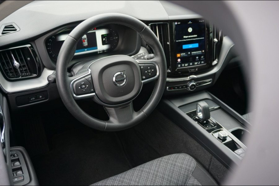 Volvo XC60 350PK T6 AWD CORE PHEV | PANO | SUPER LUXE | CLIMATEPACK