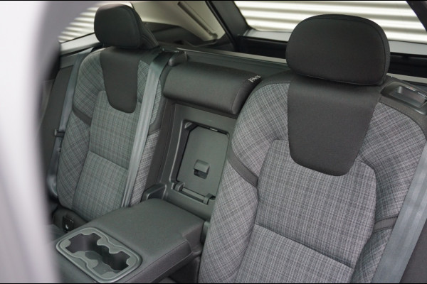 Volvo XC60 350PK T6 AWD CORE PHEV | PANO | SUPER LUXE | CLIMATEPACK