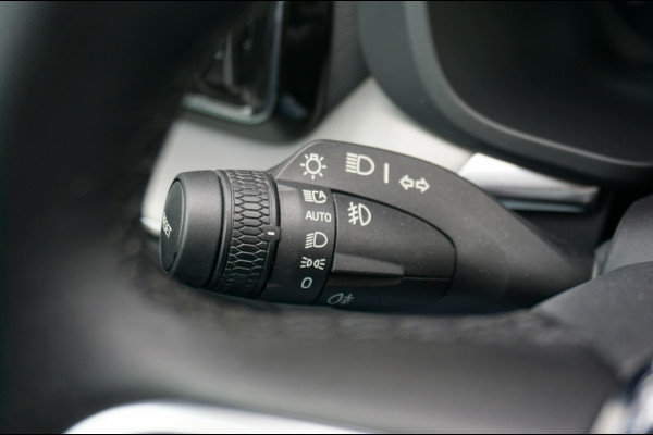 Volvo XC60 350PK T6 AWD CORE PHEV | PANO | SUPER LUXE | CLIMATEPACK