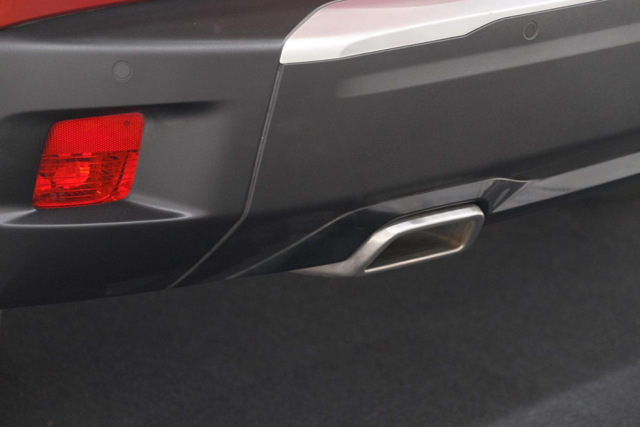 Peugeot 2008 PureTech 130 Allure | Camera | Adaptieve Cruise Control | Navigatie | Parkeersensoren