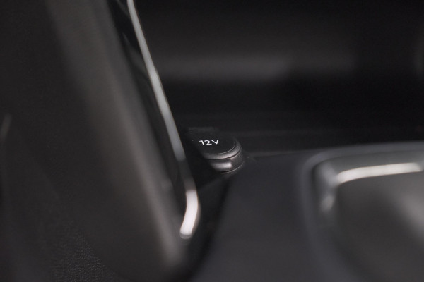 Peugeot 2008 PureTech 130 Allure | Camera | Adaptieve Cruise Control | Navigatie | Parkeersensoren