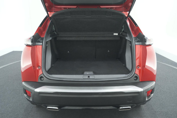 Peugeot 2008 PureTech 130 Allure | Camera | Adaptieve Cruise Control | Navigatie | Parkeersensoren