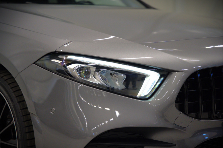 Mercedes-Benz A-Klasse 250 e Business Solution AMG Limited | Stoelverwarming | Camera | Ambiance Verlichting | Keyless | Apple Carplay | Navigatie | Cruise Control | SOH 94,32%
