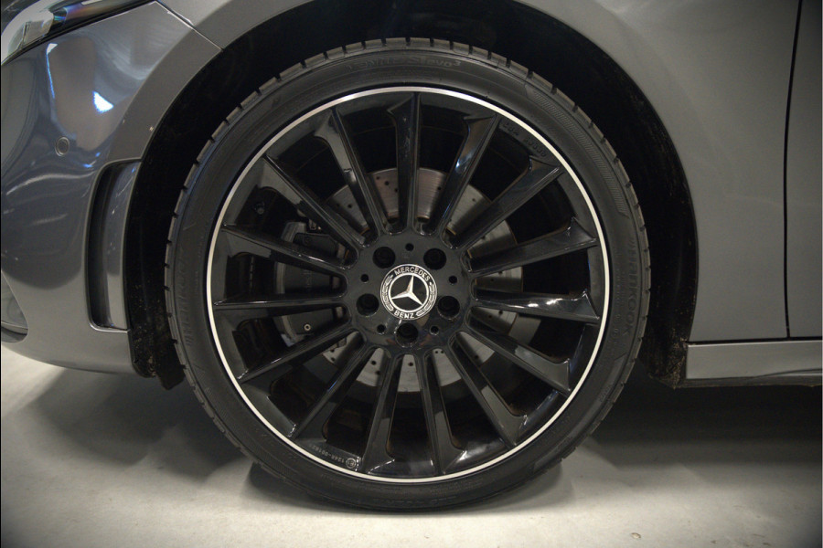 Mercedes-Benz A-Klasse 250 e Business Solution AMG Limited | Stoelverwarming | Camera | Ambiance Verlichting | Keyless | Apple Carplay | Navigatie | Cruise Control | SOH 94,32%