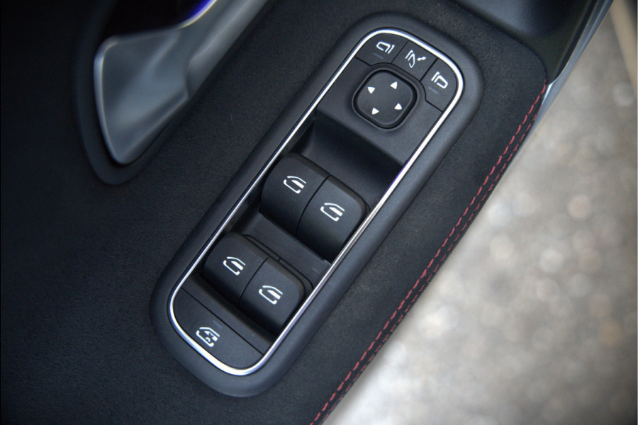 Mercedes-Benz A-Klasse 250 e Business Solution AMG Limited | Stoelverwarming | Camera | Ambiance Verlichting | Keyless | Apple Carplay | Navigatie | Cruise Control | SOH 94,32%