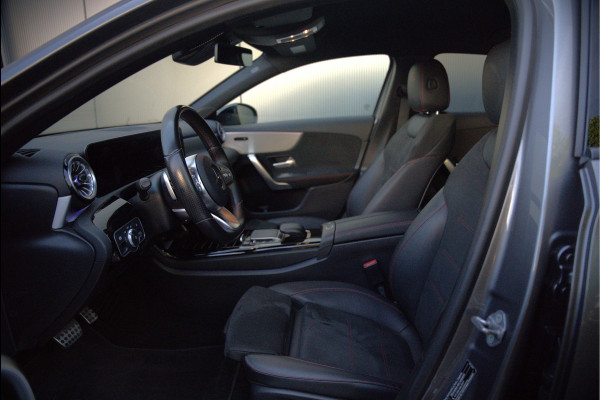 Mercedes-Benz A-Klasse 250 e Business Solution AMG Limited | Stoelverwarming | Camera | Ambiance Verlichting | Keyless | Apple Carplay | Navigatie | Cruise Control | SOH 94,32%